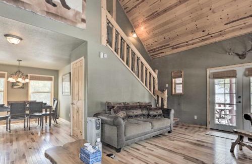 Overgaard House | Fire Pit and Game Room Heber-Overgaard Cabin!