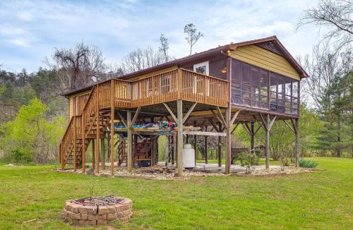 Eagle Rock House | Fire Pit and Patio Creekside Cabin in Eagle Rock!