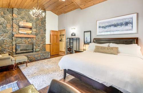 Arnold House | Fire Pit, Gazebo & Grill: Family Cabin in Arnold!