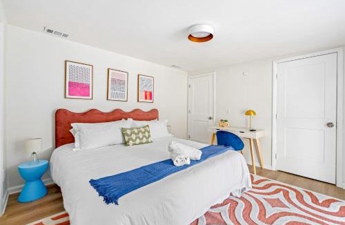 College Park House | Fire Pit + Grill + 2MI to DT Orlando