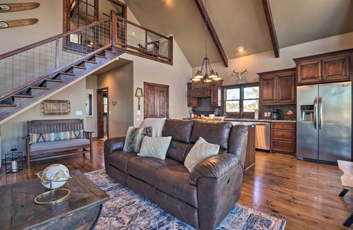 Shelby House | Fire Pit & Grill: Pet-Friendly Shelby Home!