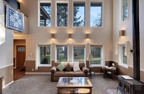 Lummi Island House | Fire pit, On-Site Hiking. Private, Calm, Quiet and Peaceful