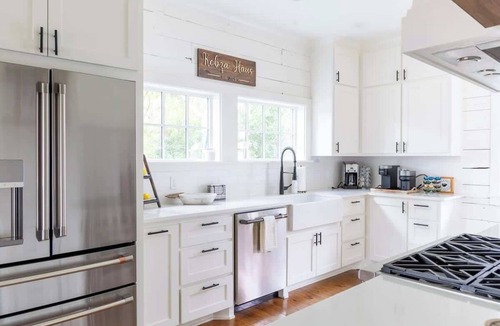 Round Top House | Fire Pit + Plunge Pool +Food Delivery in Round Top