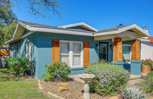 San Angelo House | Fire Pit & Small-Town Charm: San Angelo Getaway!