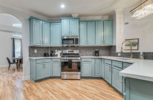 Las Colinas House | Fire Pit + Spacious Yard: Irving Family Home