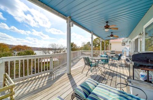 Texanna House | Fire Pit + Stunning Views: Lake Eufaula Retreat!