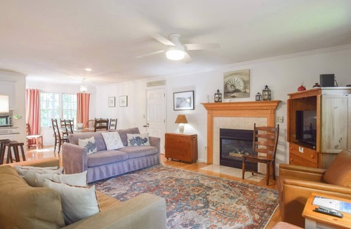 Harwich House | Fire Pit, Walk to Long Pond, Dogs Welcome!