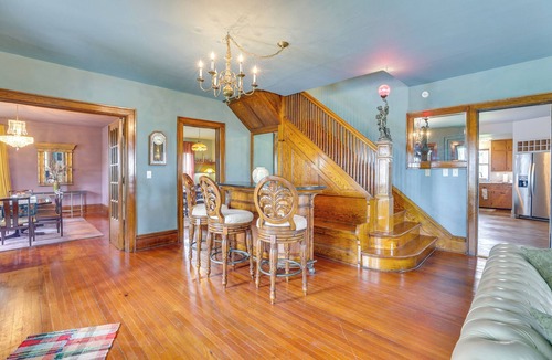 Mount Horeb House | Fire Pits, Views & Yard: Luxe Mt Horeb Getaway!