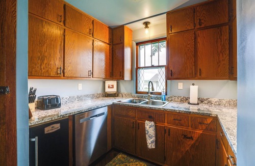 Mount Horeb House | Fire Pits, Views & Yard: Luxe Mt Horeb Getaway!