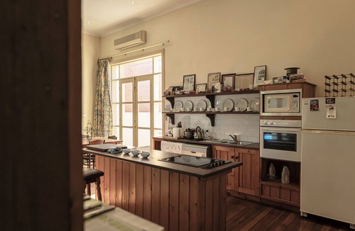 North Adelaide Apartment | Fire Station Inn