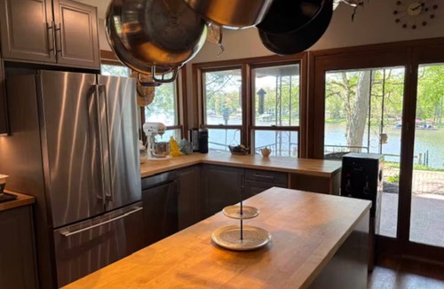 Monticello Cottage | Firefly at Lake Shafer