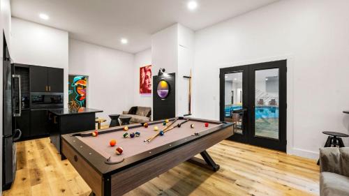 Caton House | Firefly Mountain Lodge by AvantStay
