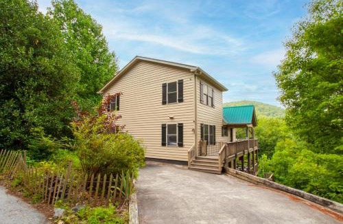 Townsend House | Firefly Ridge MTN View Hot Tub Theater GAMES