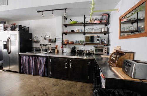 Downtown Austin Hostel | Firehouse Hostel