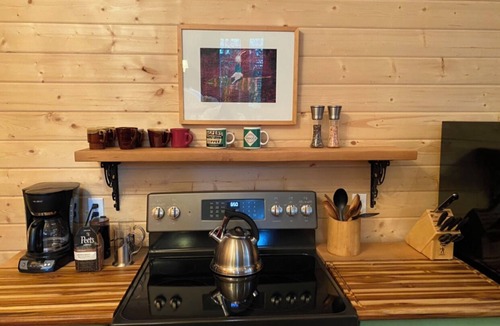 Grapeview Cabin | Firehouse House, Orchard Beach