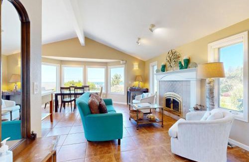 Oceanside House | Firepit Lagoon