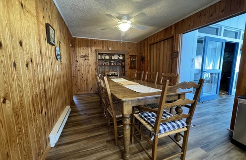Sainte-Agathe-des-Monts House | Fireplace, beach access, pet friendly