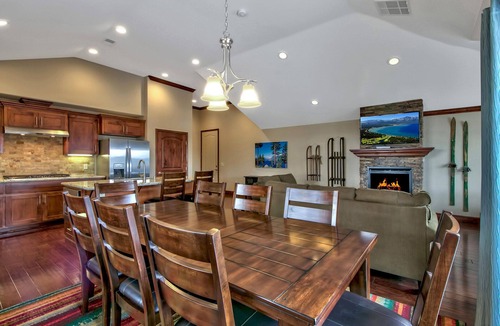South Lake Tahoe Condo | Fireplace, Near Heavenly Gondola, Shops & Dining