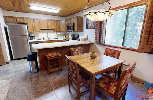 Angel Fire Condo | Fireplace | WiFi | Close to Lifts | Windchimes 213