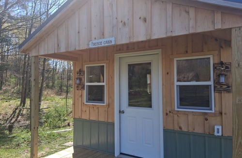 Port Crane Cabin | Fireside Cabin at Osborne Creek