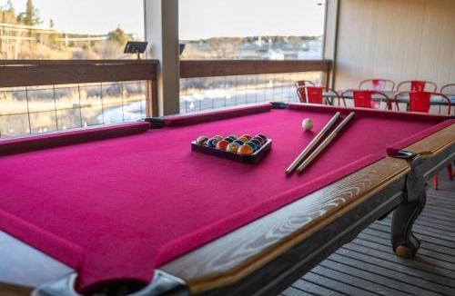 Custer Apartment | Fireside Haven - Hot Tub & Downtown Walkable