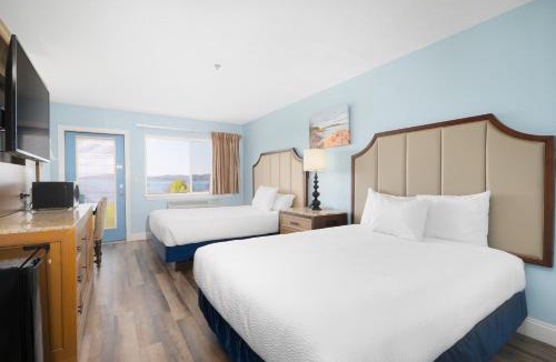 Belfast Hotel | Fireside Inn, Ocean's Edge