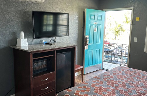 Beach Hill - Beach Flats Hotel | Fireside Inn Santa Cruz