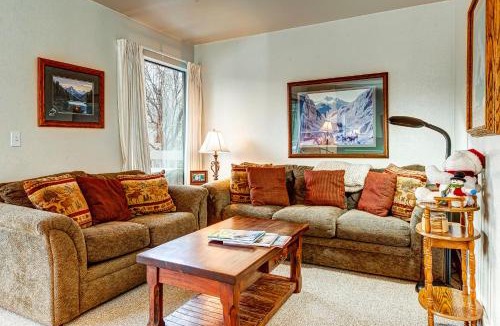 Park Meadows House | Fireside Retreat