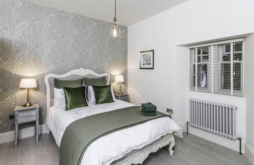 Forres Cabin | Firlands Lodge