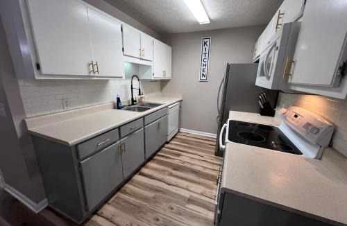 The Pines Apartment | First Cast