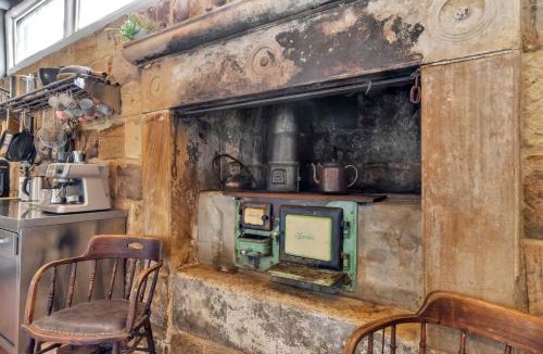 St. Albans House | First Farm Cottage and Retreat