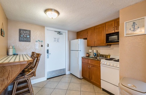 Daytona Beach Shores Resort | First Floor Amazing Updated Ocean Front Studio! "SPRING MEGA SALE" POOL CLOSED