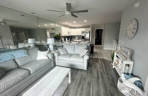 Heron Harbour Isle Condo | First Floor 3BR/2BA Waterfront Condo w/Pools! Discount and linens for 7 nights!