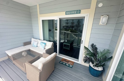 Heron Harbour Isle Condo | First Floor 3BR/2BA Waterfront Condo w/Pools! Discount and linens for 7 nights!