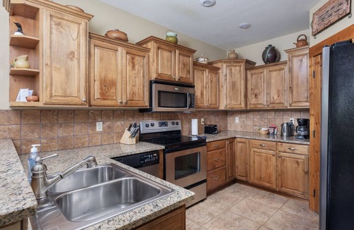 Driggs Condo | First Floor 3BR Condo -BJ # 11