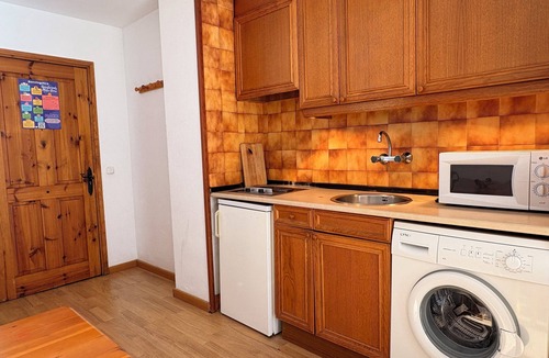 Taull Apartment | First floor apartment with garden Dellui 2