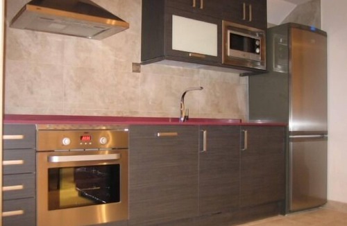 Laspuna Cottage | First floor apartment with communal garden