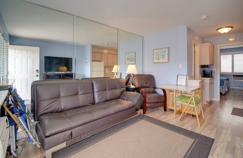 Brigantine Condo | First-Floor Brigantine Condo: Steps to Ocean!