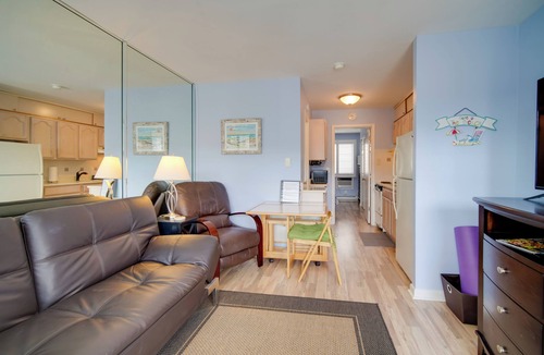 Brigantine Condo | First-Floor Brigantine Condo: Steps to Ocean!