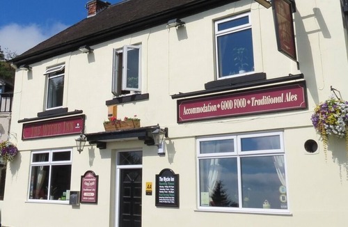 Malvern Apartment | First Floor Flat with view