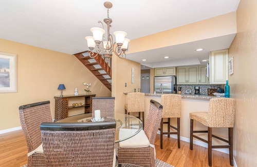 Bokeelia Condo | First-floor, snowbird-friendly townhouse w/shared pool, WiFi, central AC, & W/D