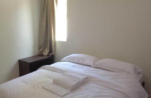 Kampung Pantai Batu Hitam House | First Guest House