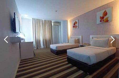 Kampung Gong Pauh Hotel | First Residence Hotel Kemaman