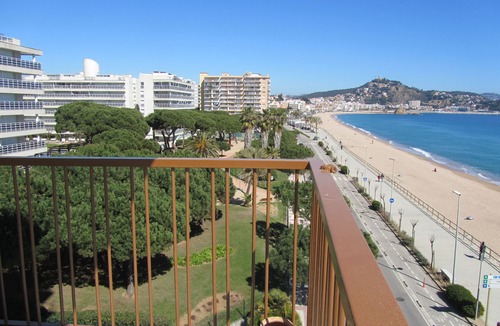 Blanes Apartment | First sea line 5 seats