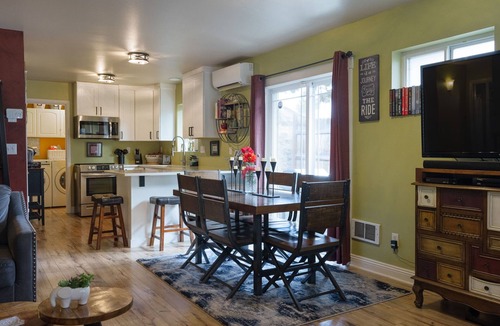 Bend Cottage | First Street Rapids and River Trail