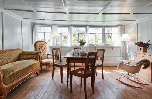 Romanshorn Apartment | Fischerhaus 1 - Vacation in architectural monument