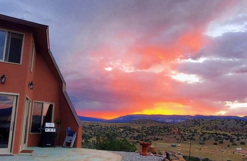 Youngsville House | Fish Abiquiu Lake, Hike Pedernal and Ghost Ranch