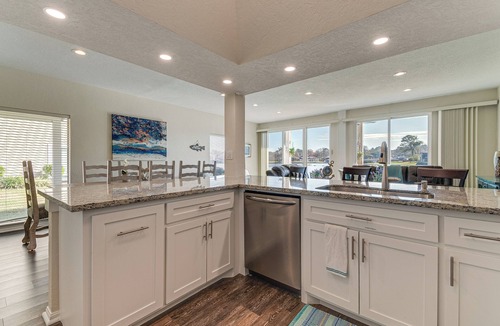 April Sound House | Fish & Boat on Lake Conroe: Waterfront Retreat!