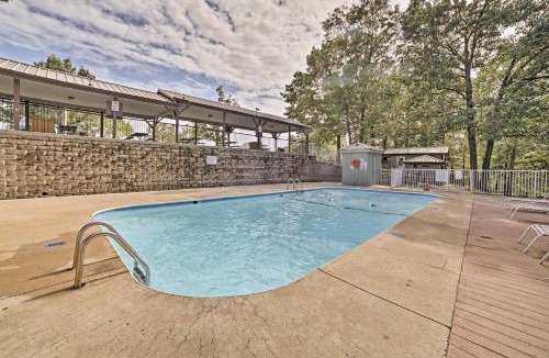 Notch Estates House | Fish & Hike On-Site! Pet-Friendly Branson Condo