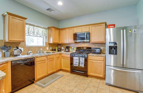 Humble House | Fish & Hike: Pet-Friendly Humble Home w/Yard